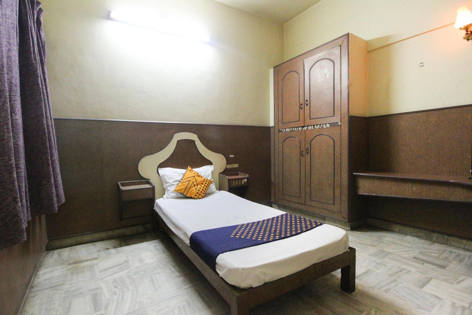 Hotel O Maruthi Salem Exteriör bild